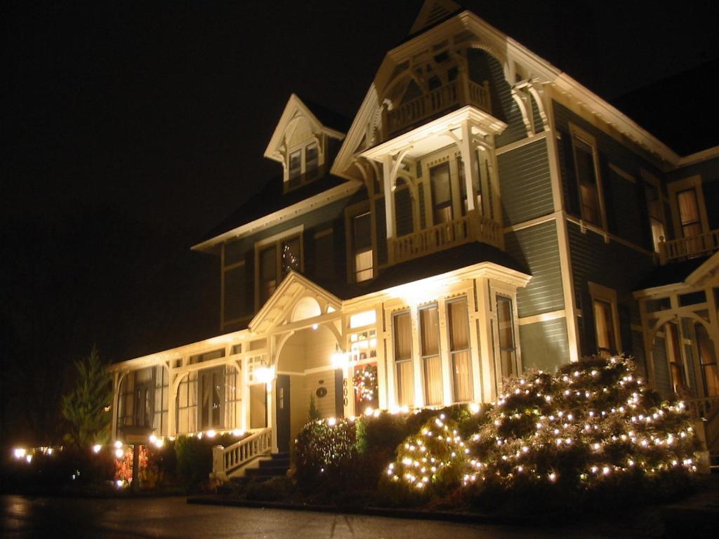 Victoria'S Historic Inn Wolfville Exterior foto